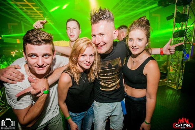 Noc Wariatów w klubie Capitol [31.07.2015] - zdjęcie #168 - eOstroleka.pl