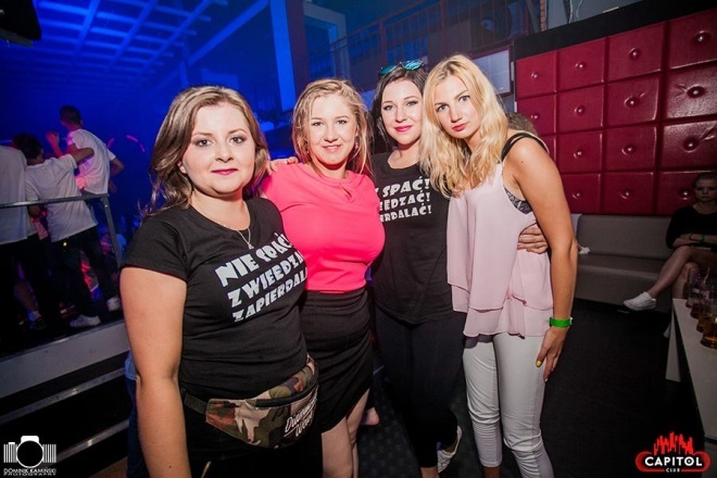 Noc Wariatów w klubie Capitol [31.07.2015] - zdjęcie #39 - eOstroleka.pl