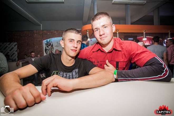 Noc Wariatów w klubie Capitol [31.07.2015] - zdjęcie #37 - eOstroleka.pl