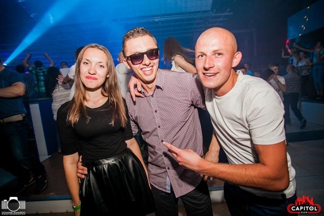 Noc Wariatów w klubie Capitol [31.07.2015] - zdjęcie #24 - eOstroleka.pl