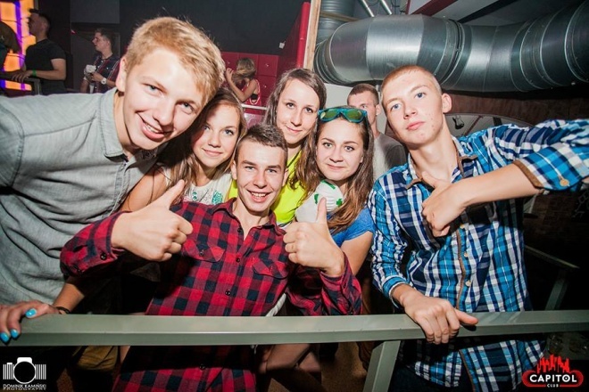 Noc Wariatów w klubie Capitol [31.07.2015] - zdjęcie #17 - eOstroleka.pl