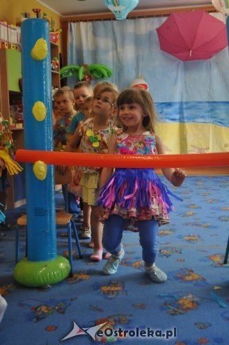 Dzień Hawajski w Punkcie Przedszkolnym Kangurek [31.07.2015] - zdjęcie #39 - eOstroleka.pl
