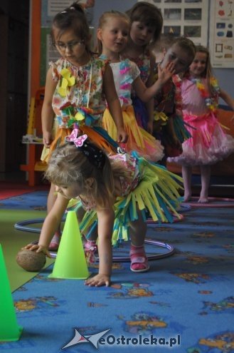 Dzień Hawajski w Punkcie Przedszkolnym Kangurek [31.07.2015] - zdjęcie #28 - eOstroleka.pl