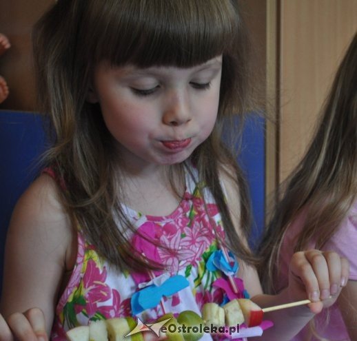 Dzień Hawajski w Punkcie Przedszkolnym Kangurek [31.07.2015] - zdjęcie #3 - eOstroleka.pl