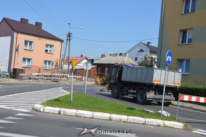 Remont ulic na os. Łęczysk [05.08.2015] - zdjęcie #2 - eOstroleka.pl