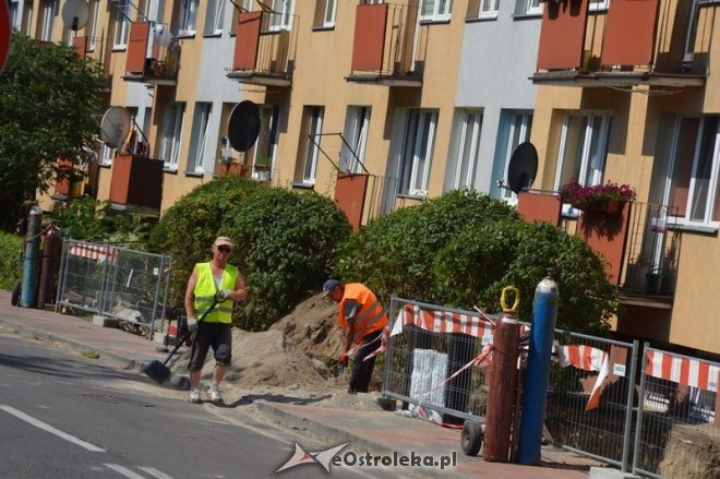 Remont ulic na os. Łęczysk [05.08.2015] - zdjęcie #6 - eOstroleka.pl