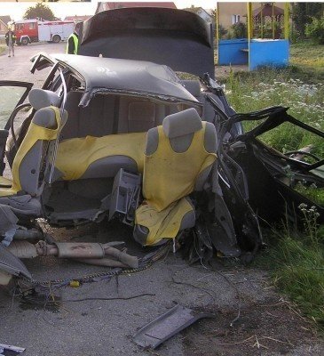 Wypadek w Krasnem (08.08.09) - zdjęcie #4 - eOstroleka.pl