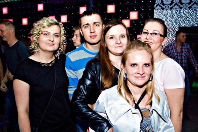 Piękni i Młodzi w Clubie Ibiza Zalesi [01.08.2015] - zdjęcie #6 - eOstroleka.pl