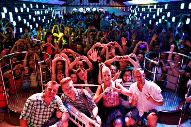 Piękni i Młodzi w Clubie Ibiza Zalesi [01.08.2015] - zdjęcie #25 - eOstroleka.pl