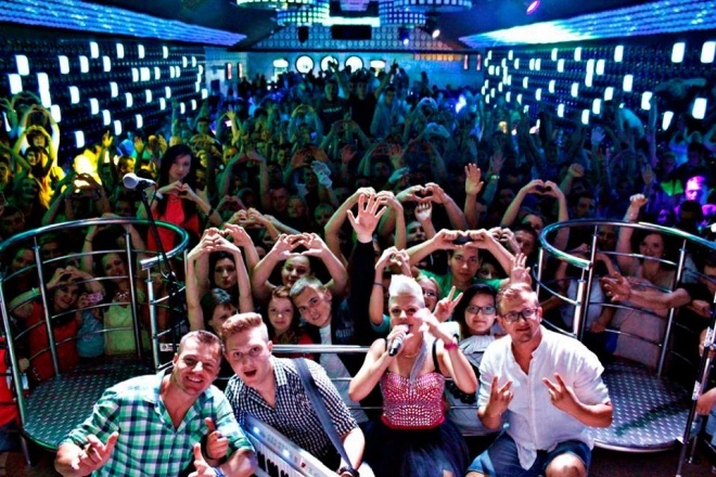 Piękni i Młodzi w Clubie Ibiza Zalesi [01.08.2015] - zdjęcie #75 - eOstroleka.pl