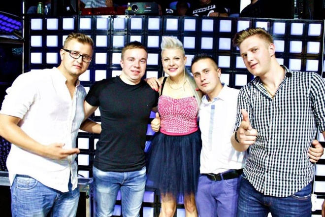 Piękni i Młodzi w Clubie Ibiza Zalesi [01.08.2015] - zdjęcie #92 - eOstroleka.pl