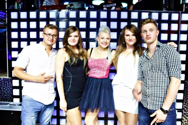 Piękni i Młodzi w Clubie Ibiza Zalesi [01.08.2015] - zdjęcie #170 - eOstroleka.pl
