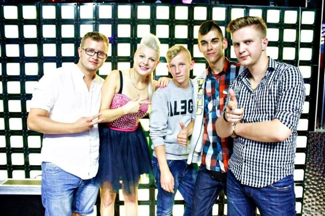 Piękni i Młodzi w Clubie Ibiza Zalesi [01.08.2015] - zdjęcie #244 - eOstroleka.pl