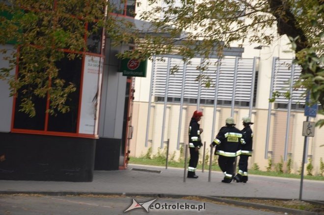 Alarm pożarowy w banku BZ WBK [09.08.2015] - zdjęcie #16 - eOstroleka.pl