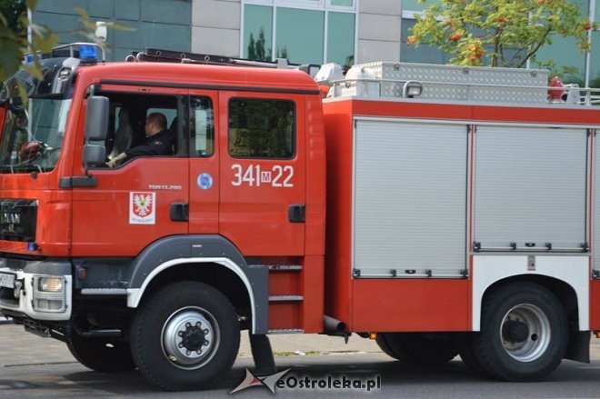 Alarm pożarowy w banku BZ WBK [09.08.2015] - zdjęcie #19 - eOstroleka.pl