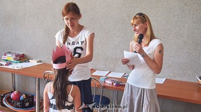 Dobiegły końca półkolonie w Klubie Lokator [10.08.2015] - zdjęcie #32 - eOstroleka.pl