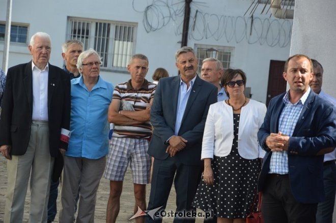 Prezentacja pierwszego muralu w Muzeum Żołnierzy Wyklętych [11.08.2015] - zdjęcie #42 - eOstroleka.pl