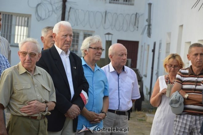Prezentacja pierwszego muralu w Muzeum Żołnierzy Wyklętych [11.08.2015] - zdjęcie #33 - eOstroleka.pl