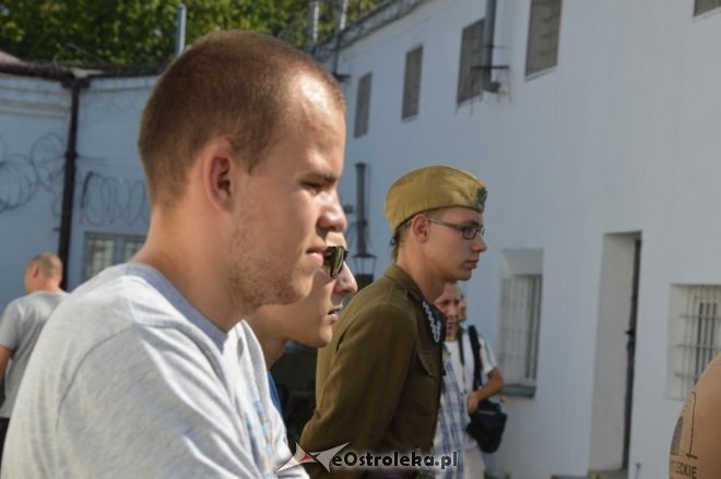 Prezentacja pierwszego muralu w Muzeum Żołnierzy Wyklętych [11.08.2015] - zdjęcie #16 - eOstroleka.pl