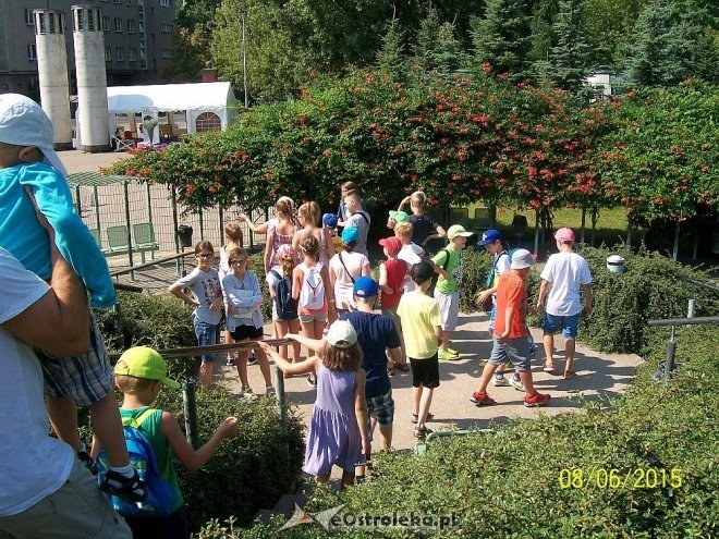 Dzieci z bloków OTBS zwiedziły Stadion Narodowy 12.08.2015] - zdjęcie #3 - eOstroleka.pl