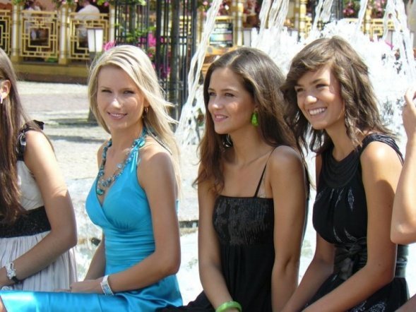Finalistki Miss Polski na konferencji w Płocku (06.08.09) - zdjęcie #16 - eOstroleka.pl