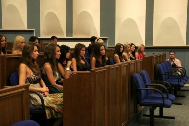 Finalistki Miss Polski na konferencji w Płocku (06.08.09) - zdjęcie #15 - eOstroleka.pl
