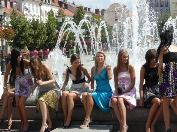 Finalistki Miss Polski na konferencji w Płocku (06.08.09) - zdjęcie #1 - eOstroleka.pl