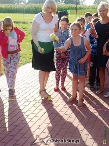 Krobia: Świetna zabawa podczas pikniku rodzinnego [12.08.2015] - zdjęcie #37 - eOstroleka.pl
