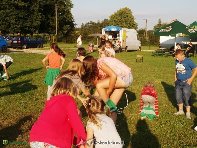 Krobia: Świetna zabawa podczas pikniku rodzinnego [12.08.2015] - zdjęcie #15 - eOstroleka.pl