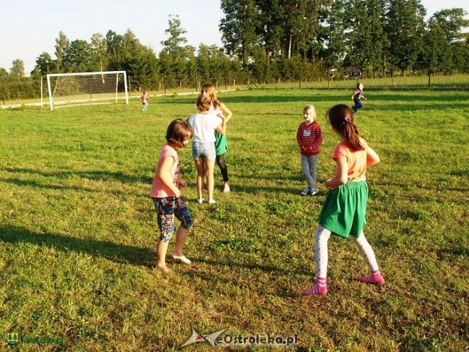 Krobia: Świetna zabawa podczas pikniku rodzinnego [12.08.2015] - zdjęcie #5 - eOstroleka.pl