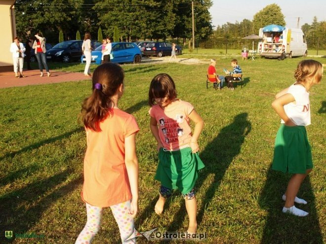 Krobia: Świetna zabawa podczas pikniku rodzinnego [12.08.2015] - zdjęcie #4 - eOstroleka.pl