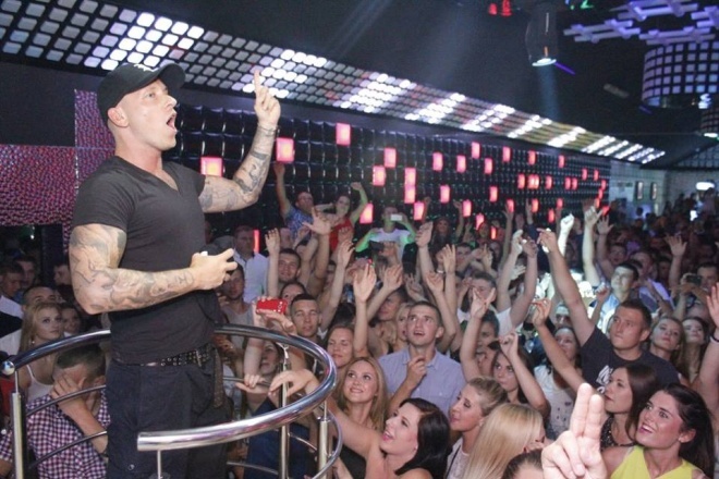 Club Ibiza Zalesie obchodził 9. urodziny [14.08.2015] - zdjęcie #29 - eOstroleka.pl