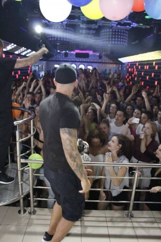 Club Ibiza Zalesie obchodził 9. urodziny [14.08.2015] - zdjęcie #69 - eOstroleka.pl