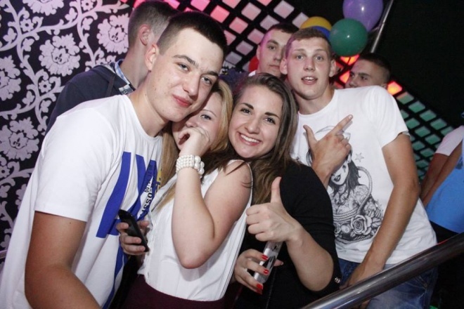 Club Ibiza Zalesie obchodził 9. urodziny [14.08.2015] - zdjęcie #103 - eOstroleka.pl