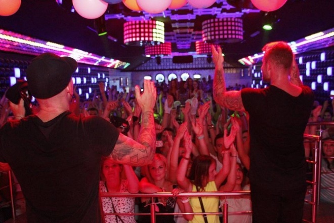 Club Ibiza Zalesie obchodził 9. urodziny [14.08.2015] - zdjęcie #90 - eOstroleka.pl