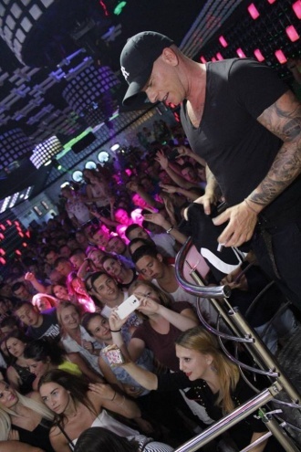 Club Ibiza Zalesie obchodził 9. urodziny [14.08.2015] - zdjęcie #88 - eOstroleka.pl