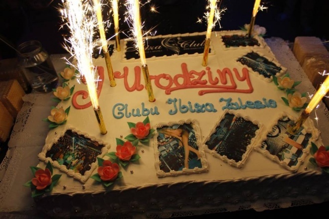 Club Ibiza Zalesie obchodził 9. urodziny [14.08.2015] - zdjęcie #73 - eOstroleka.pl