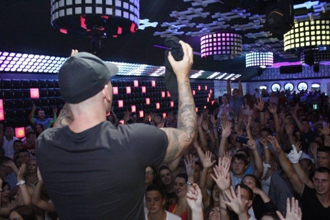 Club Ibiza Zalesie obchodził 9. urodziny [14.08.2015] - zdjęcie #72 - eOstroleka.pl