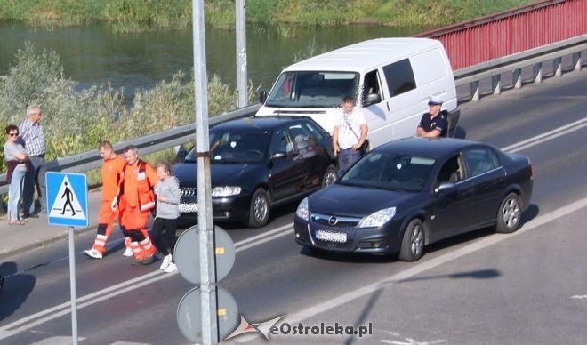 Ostrołęka: Kolejna kolizja przy zjeździe z „nowego” mostu [19.08.2015] - zdjęcie #9 - eOstroleka.pl