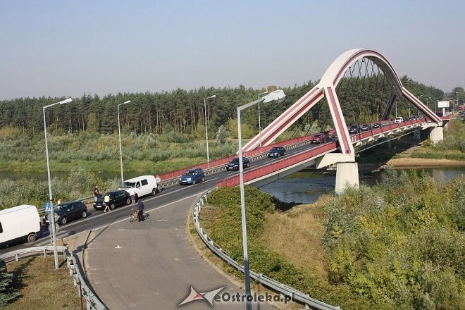 Ostrołęka: Kolejna kolizja przy zjeździe z „nowego” mostu [19.08.2015] - zdjęcie #16 - eOstroleka.pl