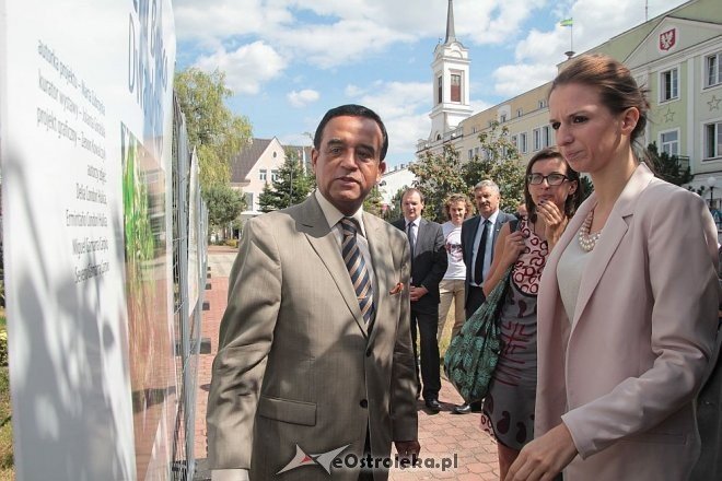 Ambasador Peru z wizytą w Ostrołęce [20.08.2015] - zdjęcie #16 - eOstroleka.pl