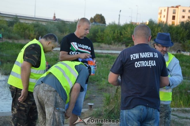 Sprzątanie rzeki Narew [20.08.2015] - zdjęcie #8 - eOstroleka.pl