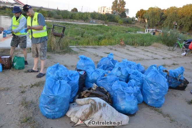 Sprzątanie rzeki Narew [20.08.2015] - zdjęcie #10 - eOstroleka.pl
