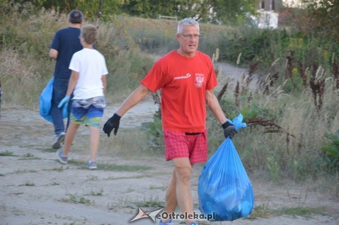 Sprzątanie rzeki Narew [20.08.2015] - zdjęcie #11 - eOstroleka.pl