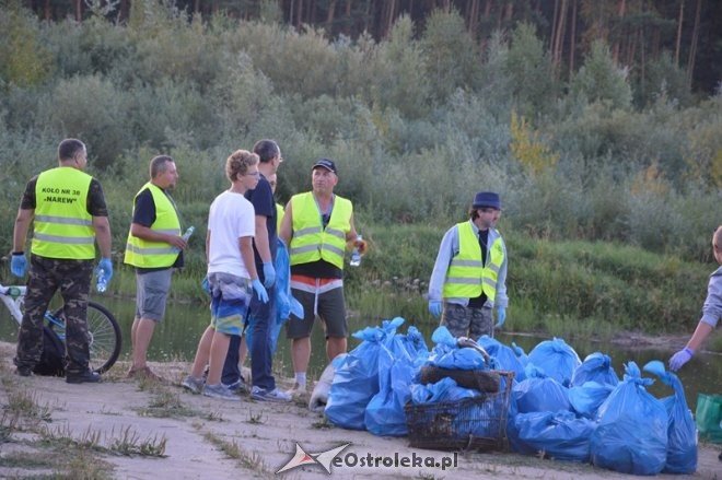 Sprzątanie rzeki Narew [20.08.2015] - zdjęcie #29 - eOstroleka.pl