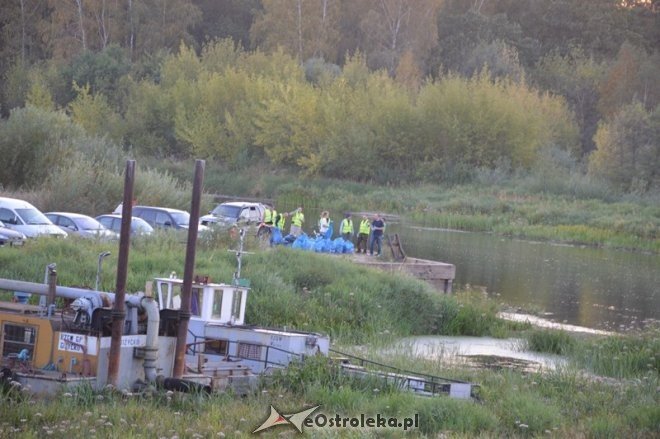 Sprzątanie rzeki Narew [20.08.2015] - zdjęcie #2 - eOstroleka.pl