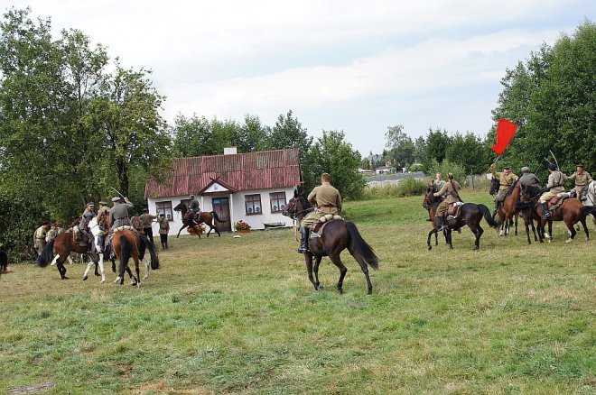 W hołdzie Marynarzom i Ułanom - Rzekuń [23.08.2015] - zdjęcie #44 - eOstroleka.pl