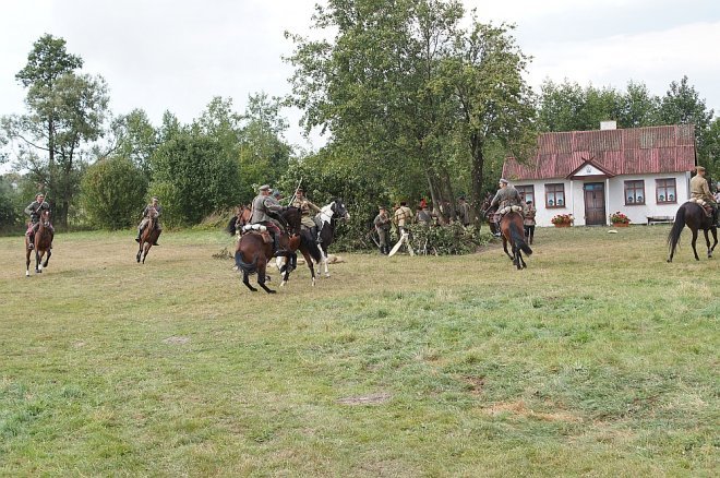 W hołdzie Marynarzom i Ułanom - Rzekuń [23.08.2015] - zdjęcie #42 - eOstroleka.pl