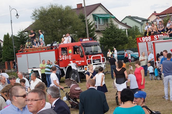 Wypadek podczas inscenizacji w Rzekuniu [23.08.2015] - zdjęcie #51 - eOstroleka.pl