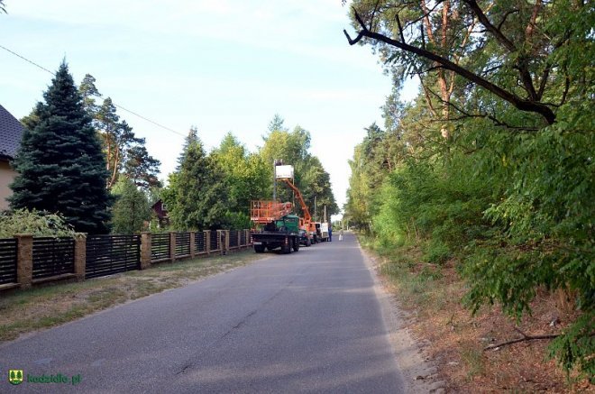 Nowe oświetlenie drogi z Kadzidła do Jeglijowca [24.08.2015] - zdjęcie #1 - eOstroleka.pl